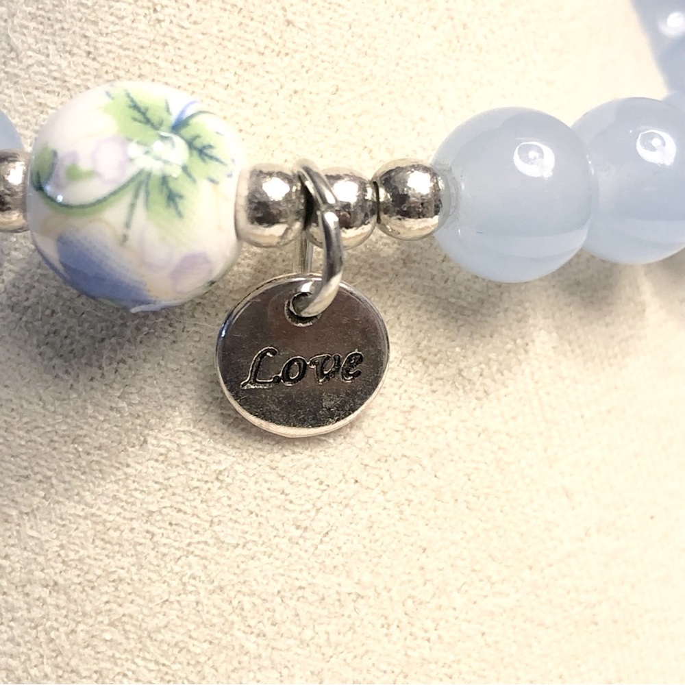 Elastic Blue Bracelet Love Charm Stackable New Adjustable Stretch - Picture 6 of 6